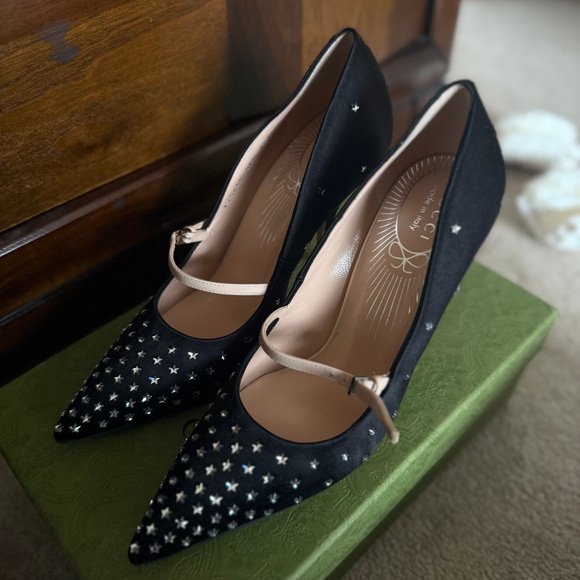 REAL GUCCI Black Star Studded Pumps Double G Logo Size 38.5/8.5 US Women’s - Picture 1 of 8